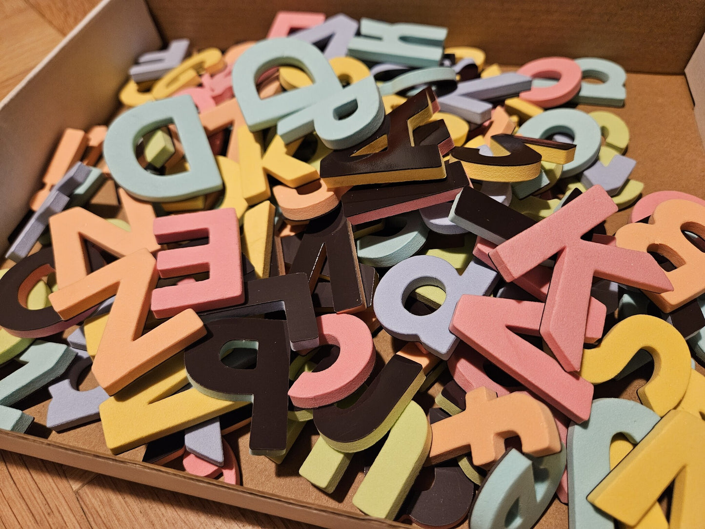 Magneet letters & cijfers (140-delig) - Stickerkamer
