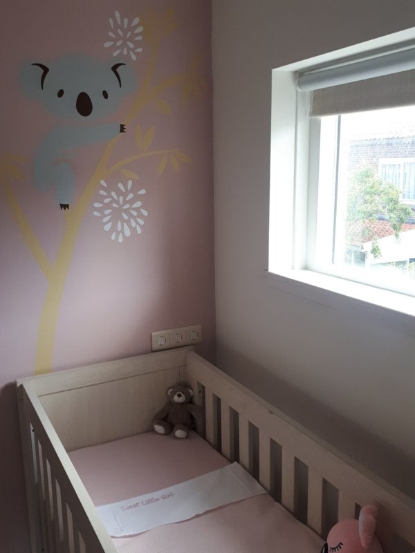 Muursticker bomen met koala's babykamer / kinderkamer