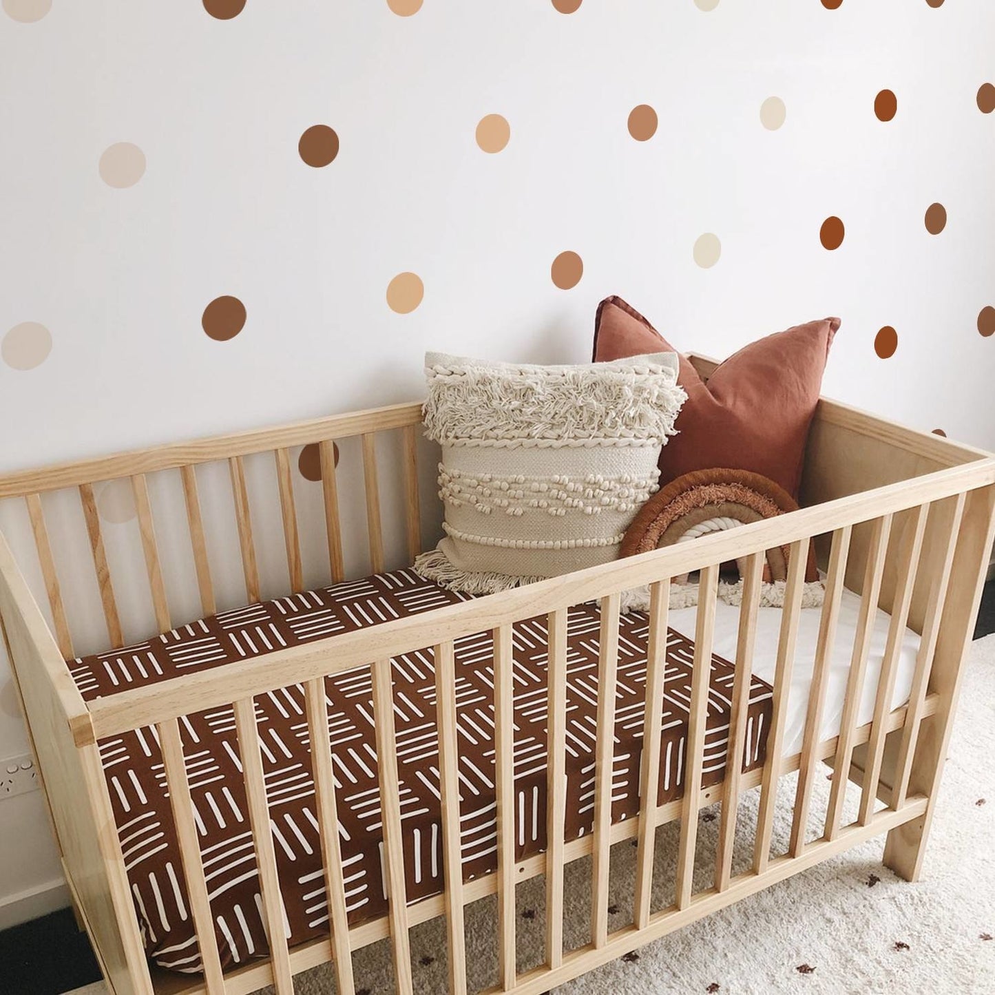 Muurstickers stippen 42 stuks - aardse kleuren - boho - kinderkamer - muurstickers cirkels
