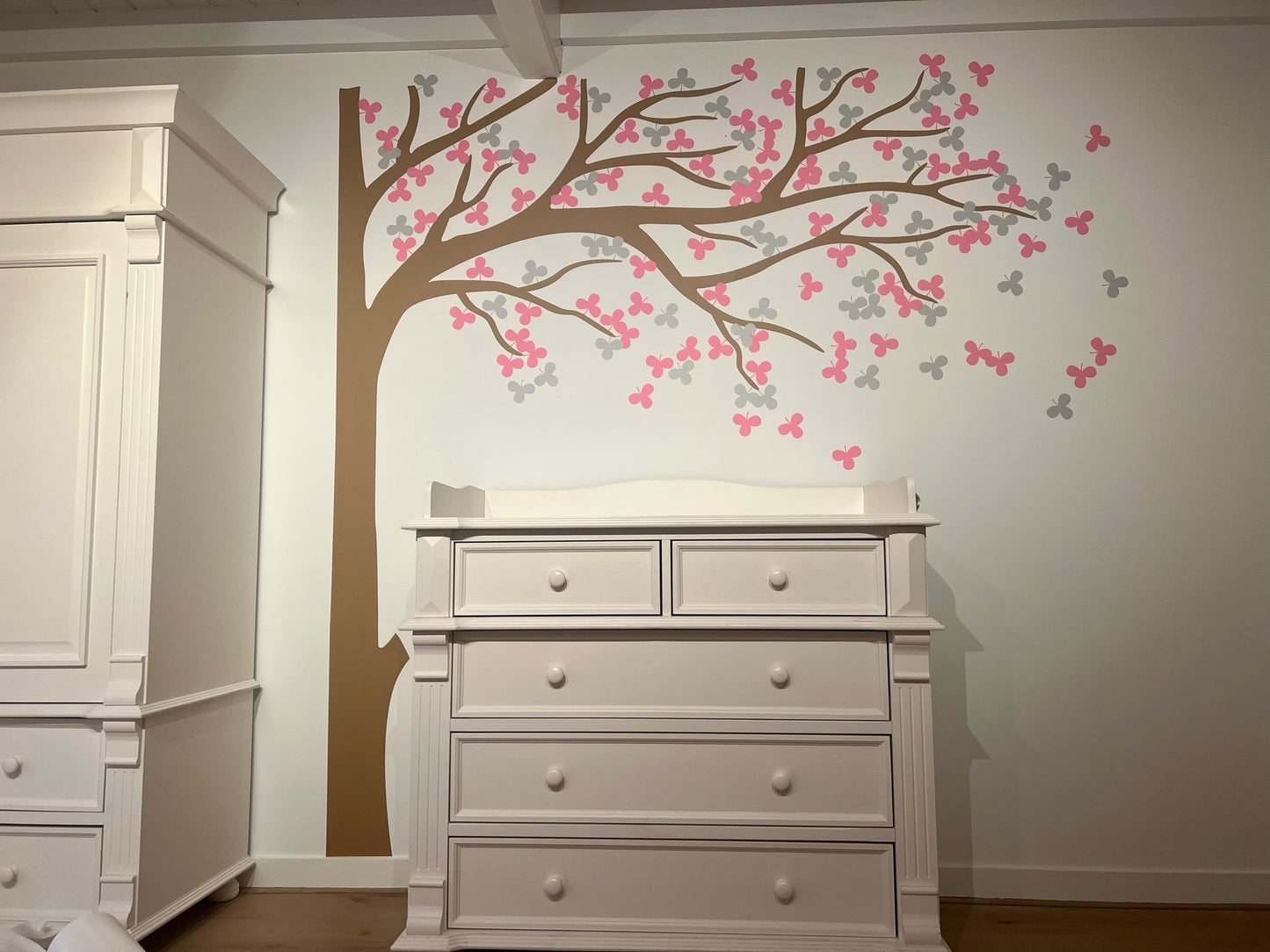 Muursticker boom kinderkamer meisje (kies je eigen kleuren)