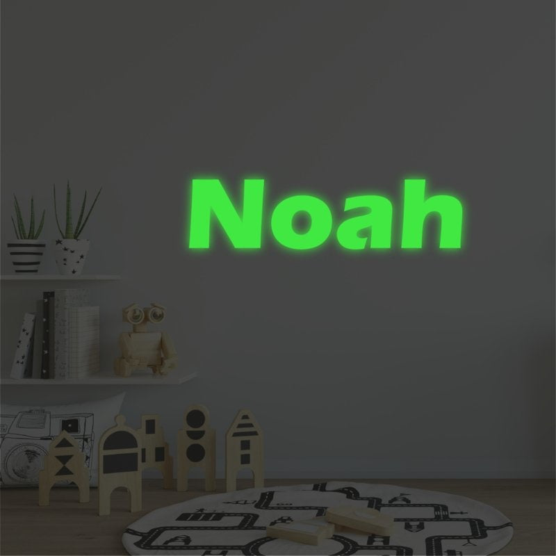 Custom naam sticker glow in the dark kinderkamer