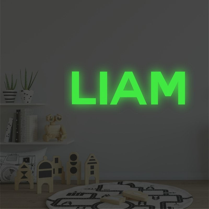 Custom naam sticker glow in the dark kinderkamer