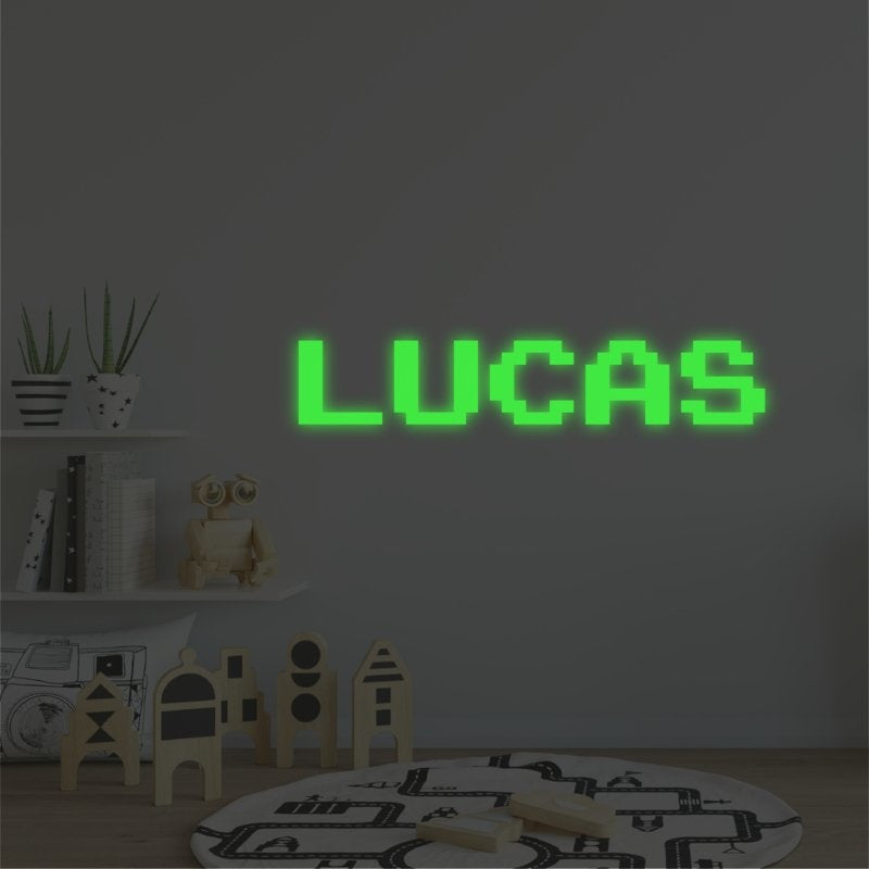 Custom naam sticker glow in the dark kinderkamer