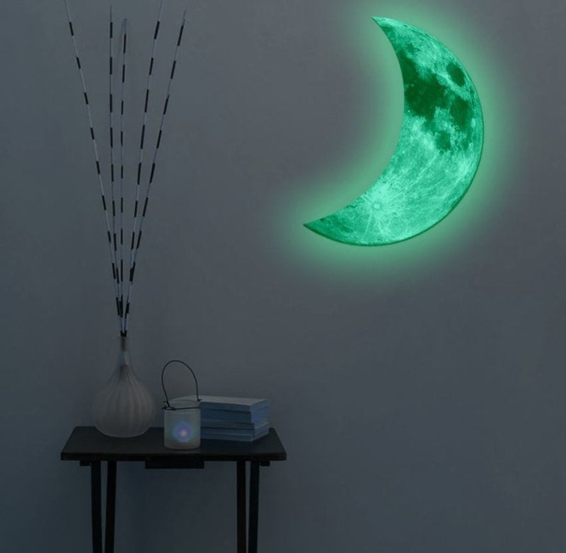 Glow in the dark halve maan 50 cm hoog muursticker babykamer
