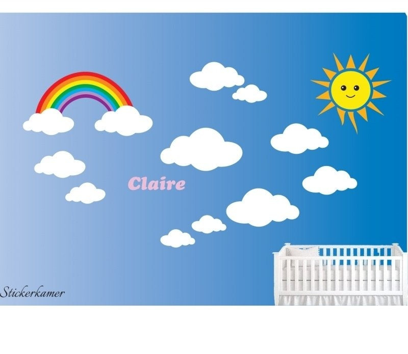 Kinderkamer muursticker met wolken, regenboog, zon en eigen naam