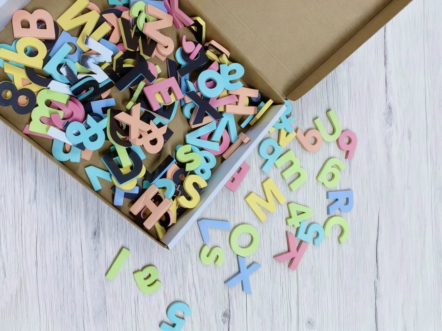 Magneet letters & cijfers (140-delig) - Stickerkamer