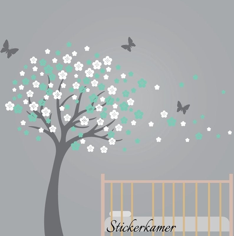 Muursticker bloesem boom mint en wit babykamer