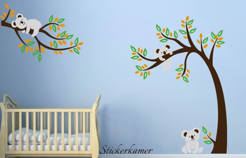 Muursticker boom en tak met koala's babykamer / kinderkamer