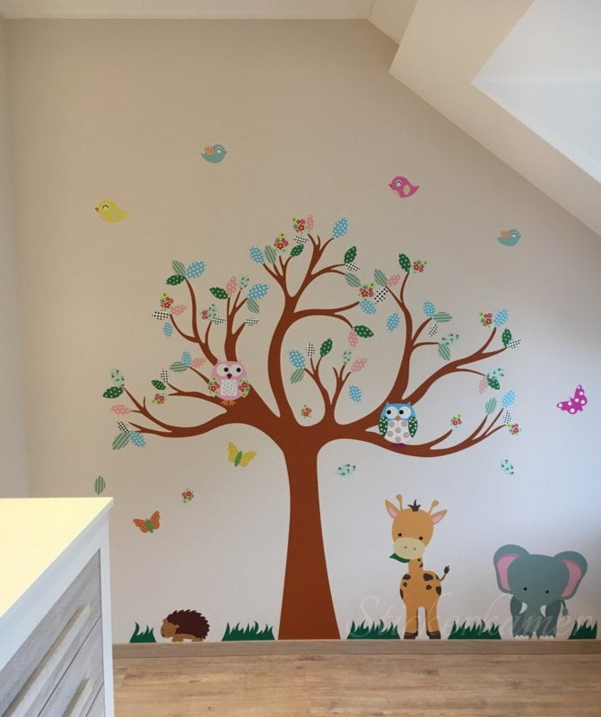 Muursticker boom met beesten babykamer / kinderkamer