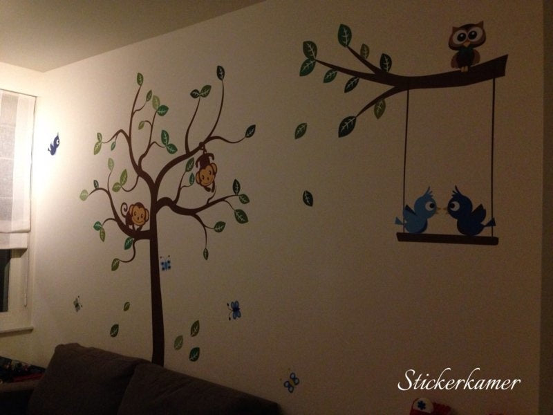 Muursticker boom met tak en dieren XL (jongenskamer)