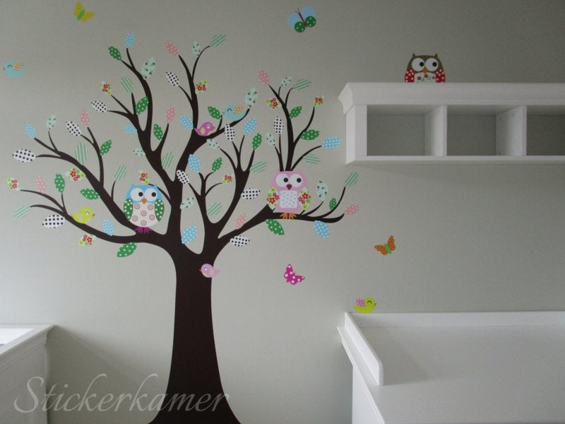 Muursticker boom met uilen en vogels babykamer