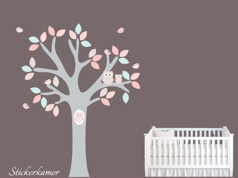 Muursticker boom met uilen en vogels (roze) babykamer
