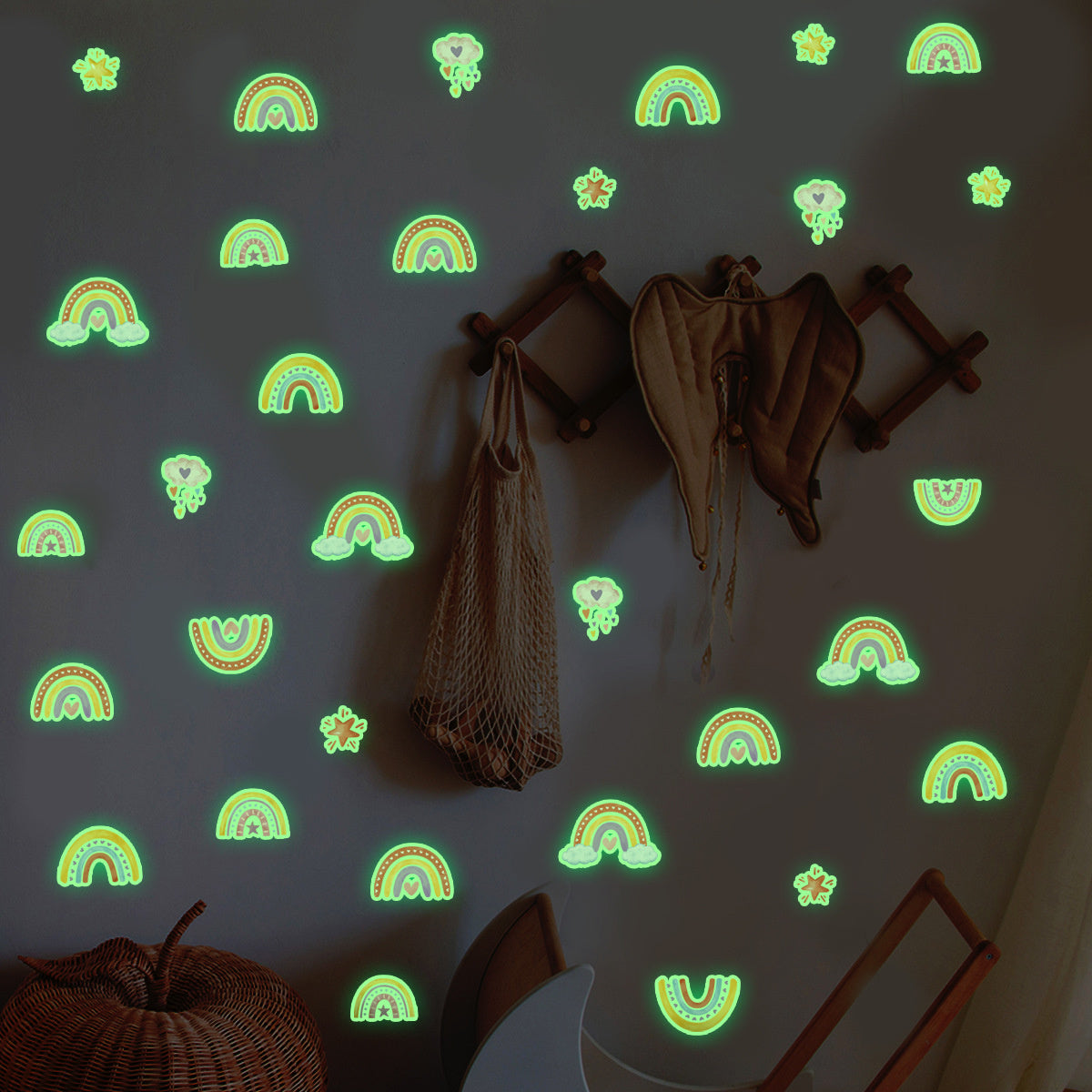 Muursticker Glow in the dark Regenboogjes