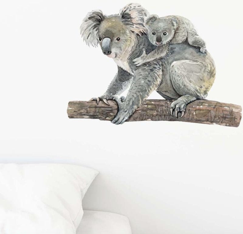 Muursticker koala beer op tak kinderkamer