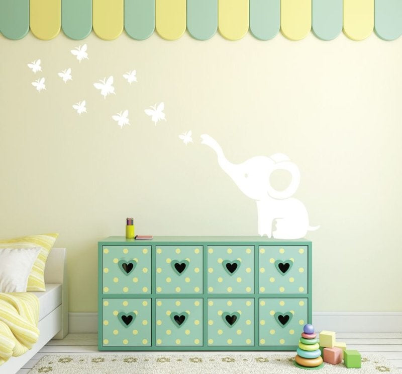 Muursticker olifant en vlinders babykamer