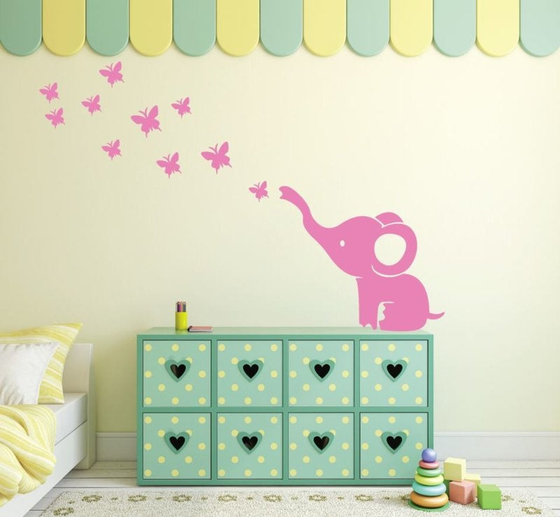 Muursticker olifant en vlinders babykamer