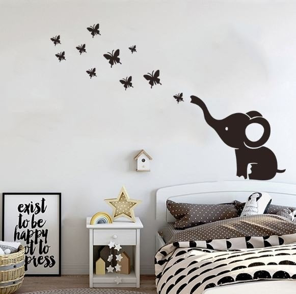 Muursticker olifant en vlinders babykamer