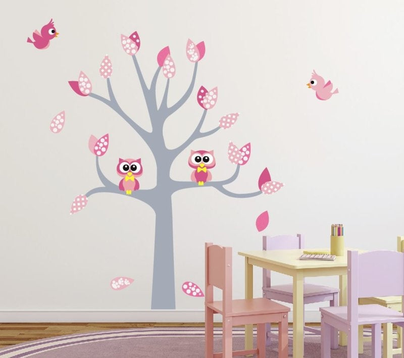 Muursticker roze boom met uilen en vogels meisjeskamer