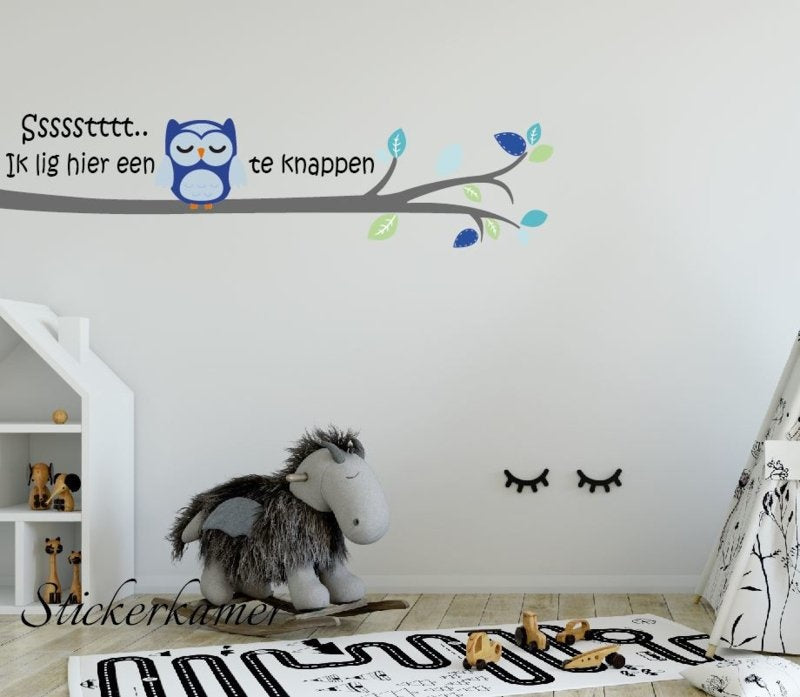 Muursticker tak met uil, Sssst ik lig hier een "uiltje" te knappen