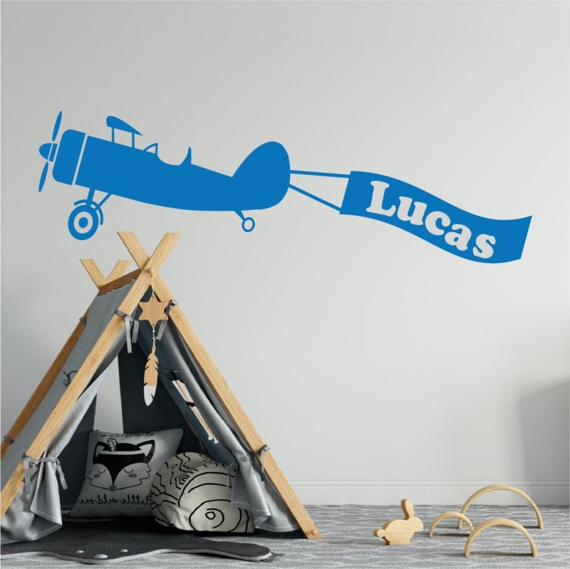 Muursticker vliegtuig met naam XL 120 cm kinderkamer