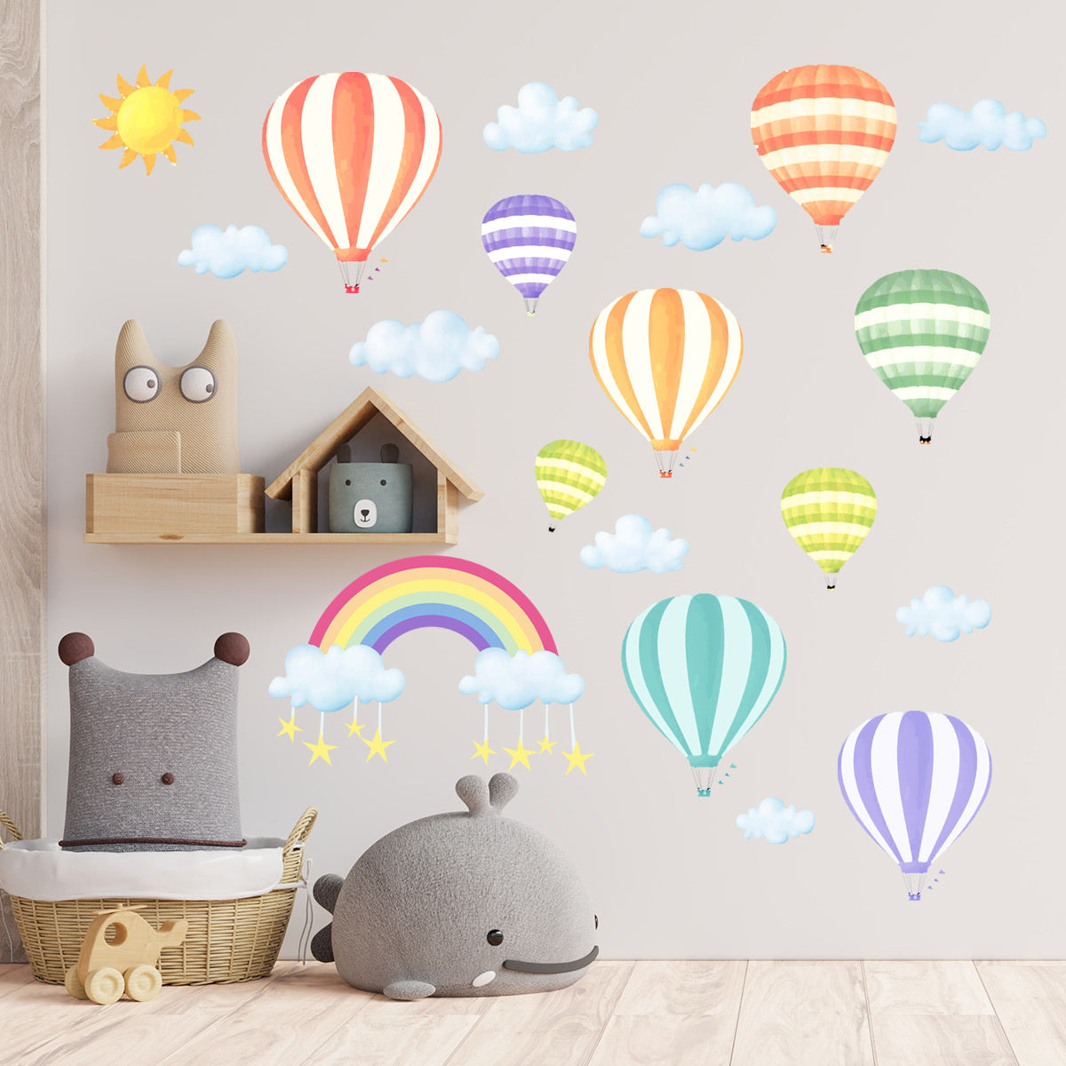 Muurstickers babykamer regenboog luchtballonen en wolkjes