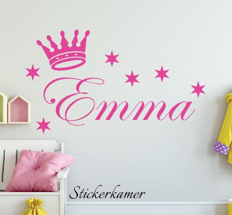 Naam sticker met kroon en sterren kinderkamer