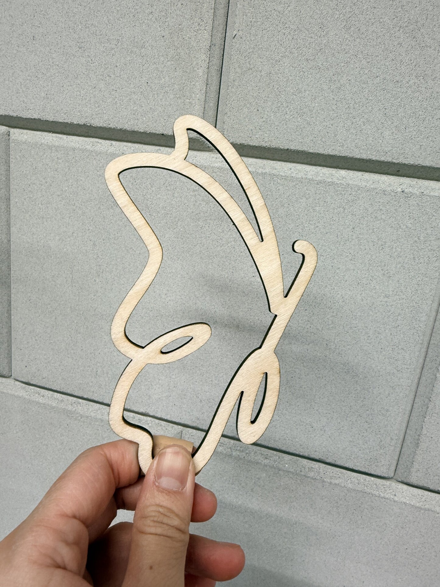 Houten naam met Vlinders voor baby en kinderkamer